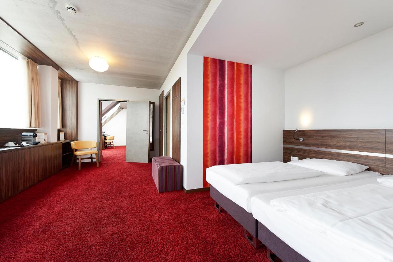 Simm'S Hotel - Cityhotel Next To Metro U3 Wien Eksteriør billede