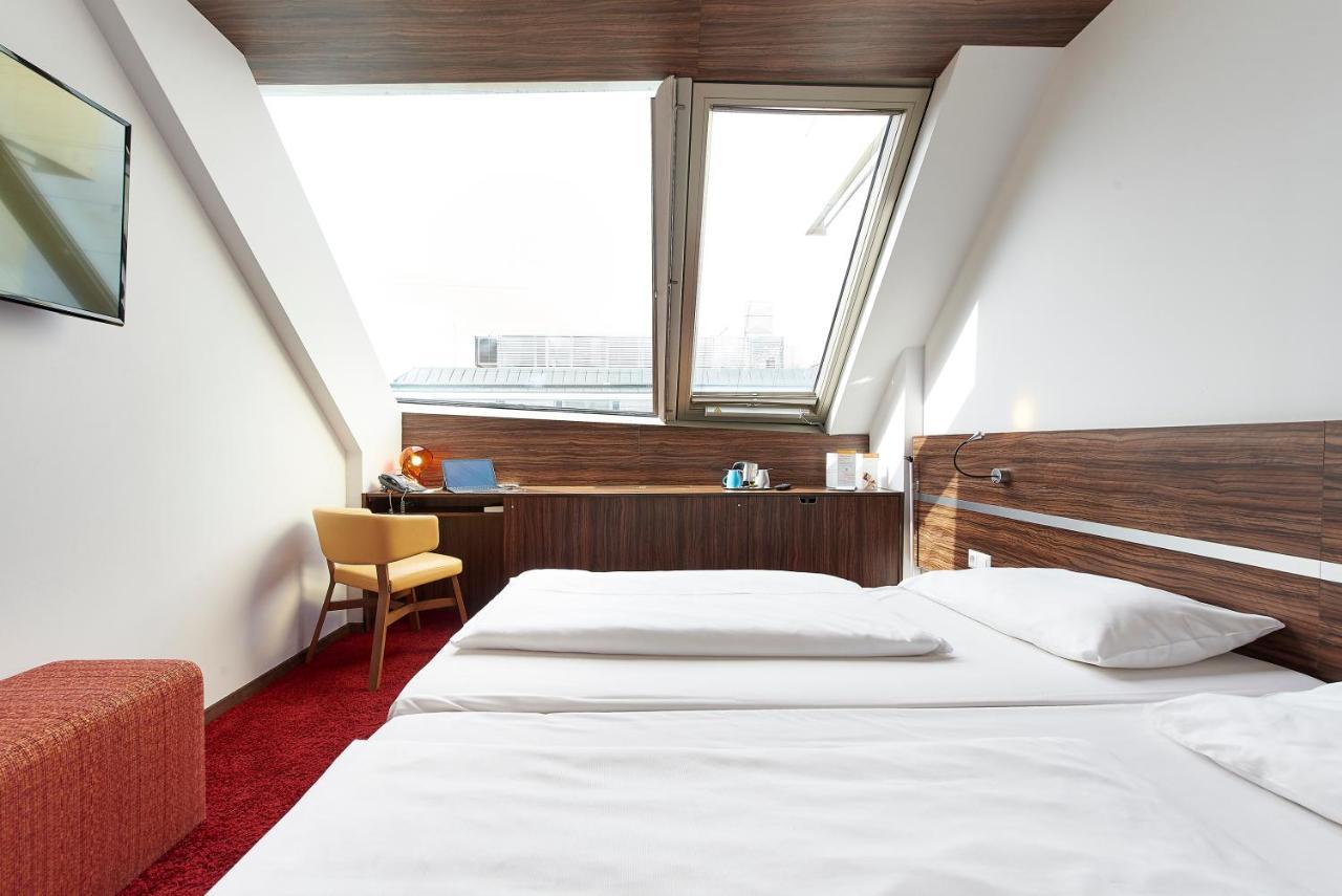 Simm'S Hotel - Cityhotel Next To Metro U3 Wien Eksteriør billede